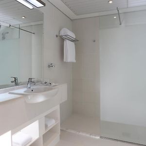 Deluxe Zimmer mit Kingsize-Bett